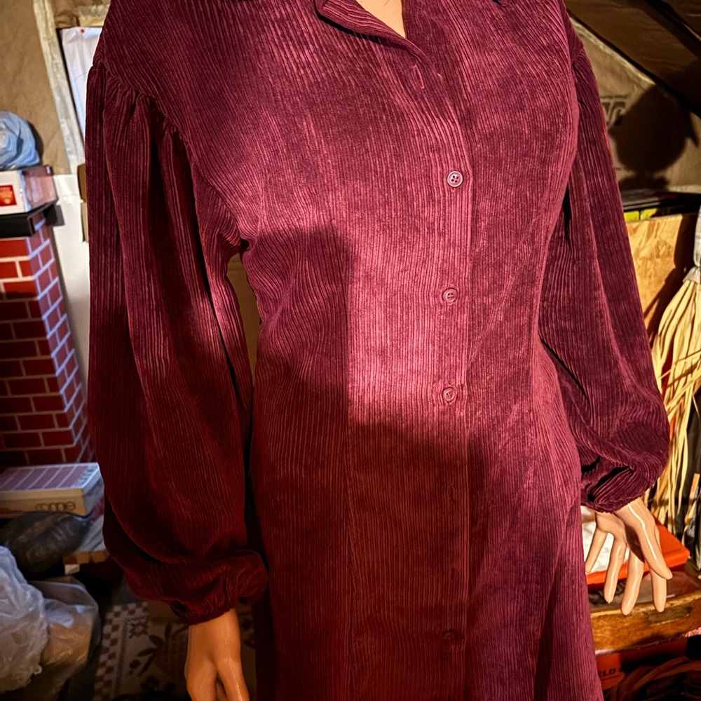 Ladies ASOS Burgundy Corduroy Button-Up Dress Size 8